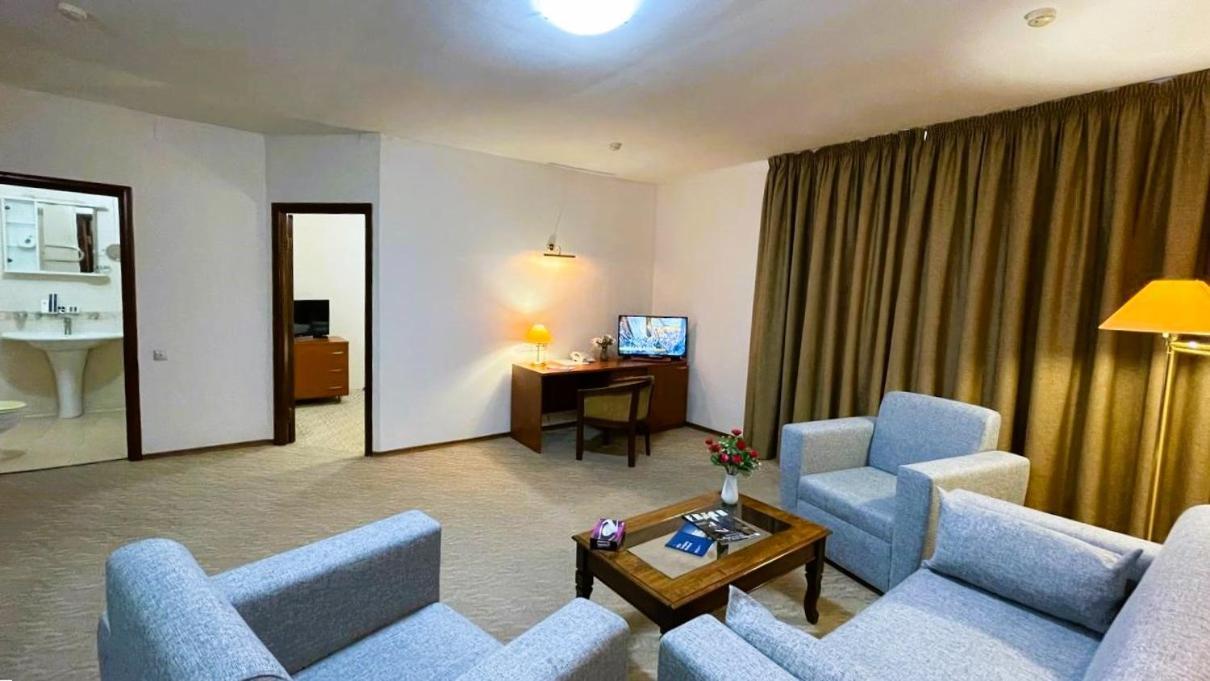 Tengri Hotel อะเตรา ภายนอก รูปภาพ